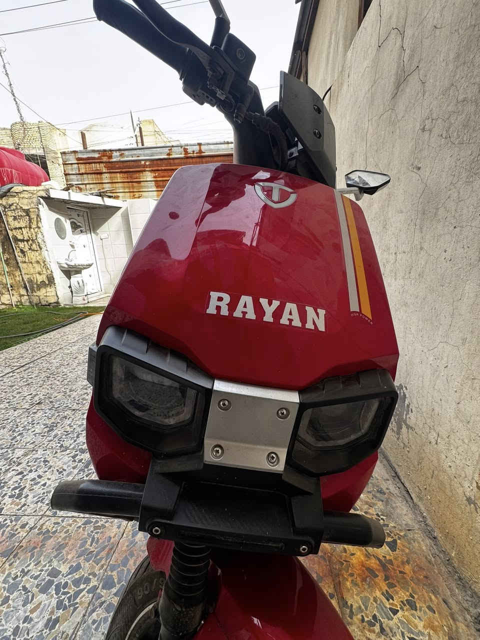 ريان وحش الكــون ☠️
نضافة 99 •/•

ملـف 2000

38 امبير 

نضام R رجوع

نضام سرقة

شاشة ذكية

🛑⚠️ بطاريات بيهن ضعف يعني (نص عمر) 

السعر 750 وبيها مجال

المكان بغداد البلديات 

***********
