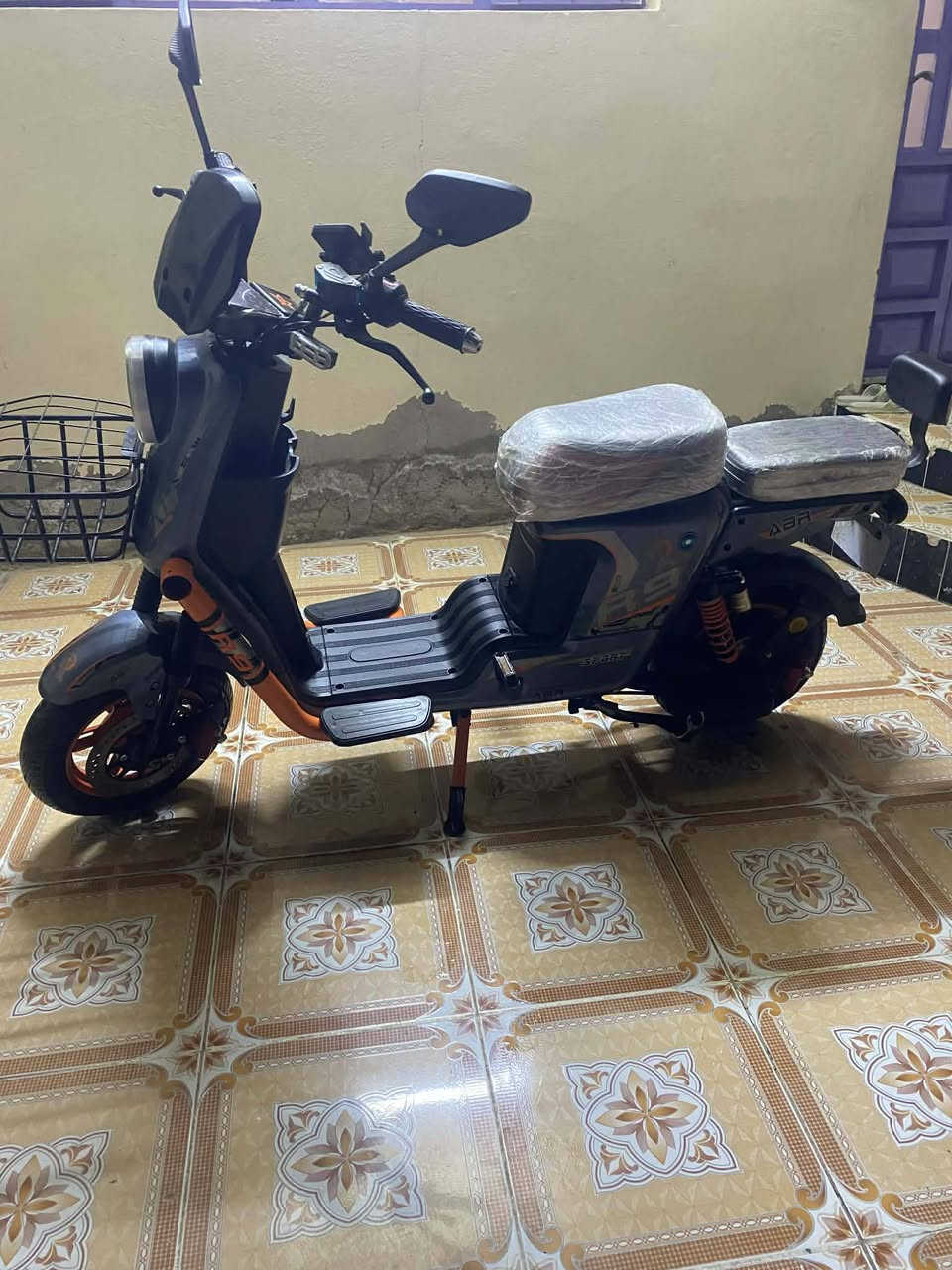 ماطور شحن R9للبيع
«المواصفات» 🗣

💥دبل بصمة

💥 دبل سويج 

💥خمس بطاريات

💥 بريكات زيتي

 💥اربعة كير سرعة

 💥92مثبت سرعة

💥 زر رجوع الى الخلف 

مستعمل اقل من شهر

💥شرط شركة

💥السعر550ألف

للتواصل☜***********
