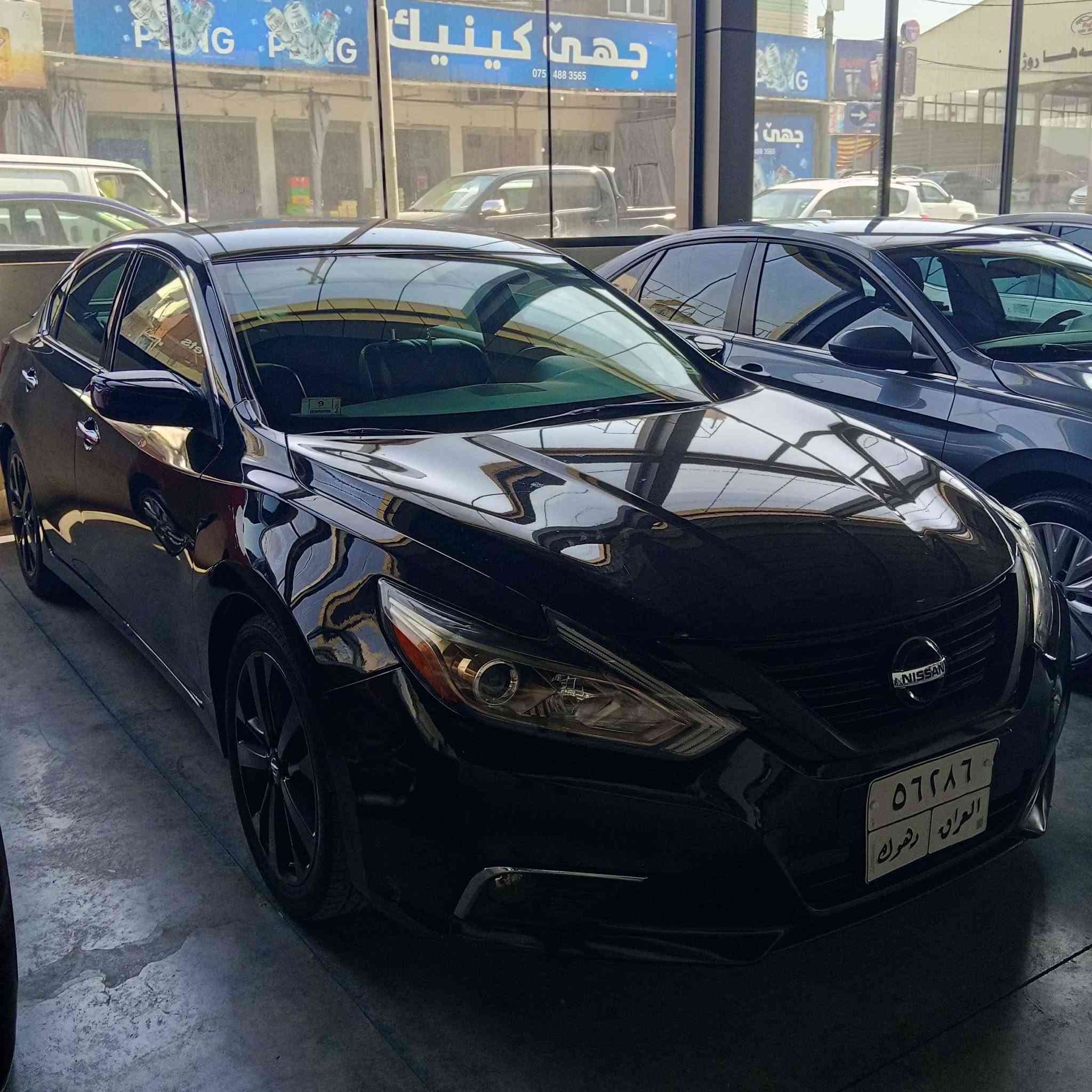 نيسان التيما موديل ٢٠١٨ محرك ٢،٥
سياره فول مواصفات بس بدون سلايد
گير و محرك وتبريد بشرط
سياره فقط بيها قطعتين صبغ يعني 
جاملوغ يم سكن بدون دواخل مع
جاملوغ خلفي هم بدون دواخل
ماشيه فقط ٨٢ ألف
سياره مكانها دهوك داخل دهوك 
سياره باسمنا تحويلها بشرط 
سعرها ١٠٦ ورقه 
*********** بيها واتس دهوك, العراق
