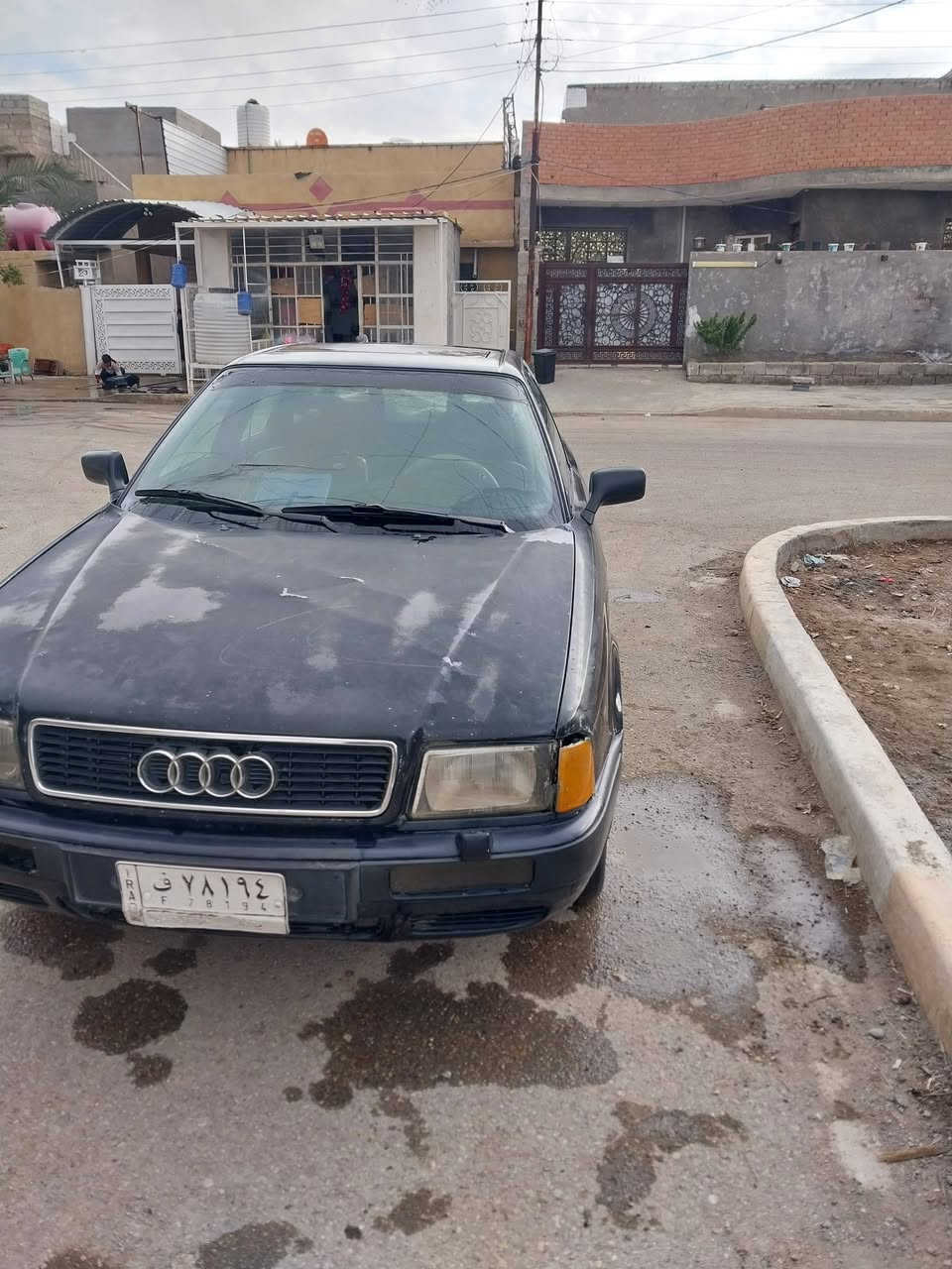 اودي موديل 92 رقم بغداد ف طرف ثالث بس وكالة كير ومكينة مكفولات المكينة جديدة قبل شهر شديتهة تتفئة تبريد شغال كل الكهربايات شغالة السعر 16 مكان السياره ديالى بعقوبة 
***********
