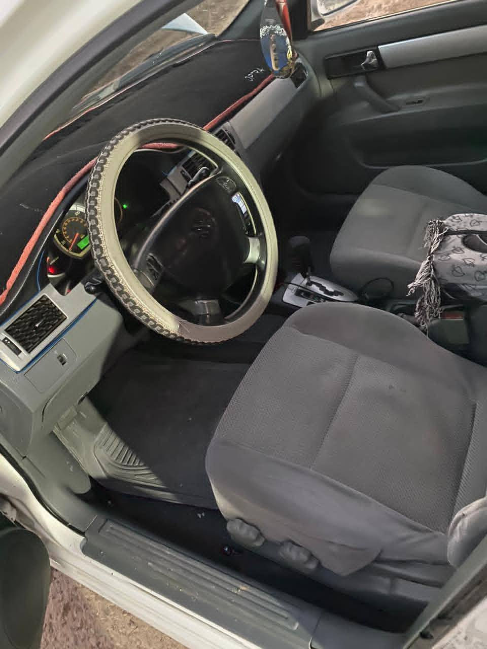 السلام عليكم
فرونزه للبيع  موديل 2007 
رقم ديالى 
سياره باسمي 
سياره جاهزه مجهزه مال بيت 
تبريد. تدفئه شغالات 
كهربائيات شغاله 
بيهه ضربه جاملغ الخلفي 
السعر. 65. بيهه مجال


**إذا كنت صاحب هذا الإعلان وتريد حذفه لأي سبب، رجاءا أرسل رسالة إلى الدعم الفني**