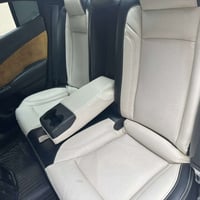 عندي هاي الكشنات مال جارجر  اريد ابدلهن بكشنات مخمل بلادي   0771456033...