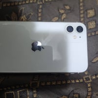 ايفون ١١ • عادي • بطارية ٩٥