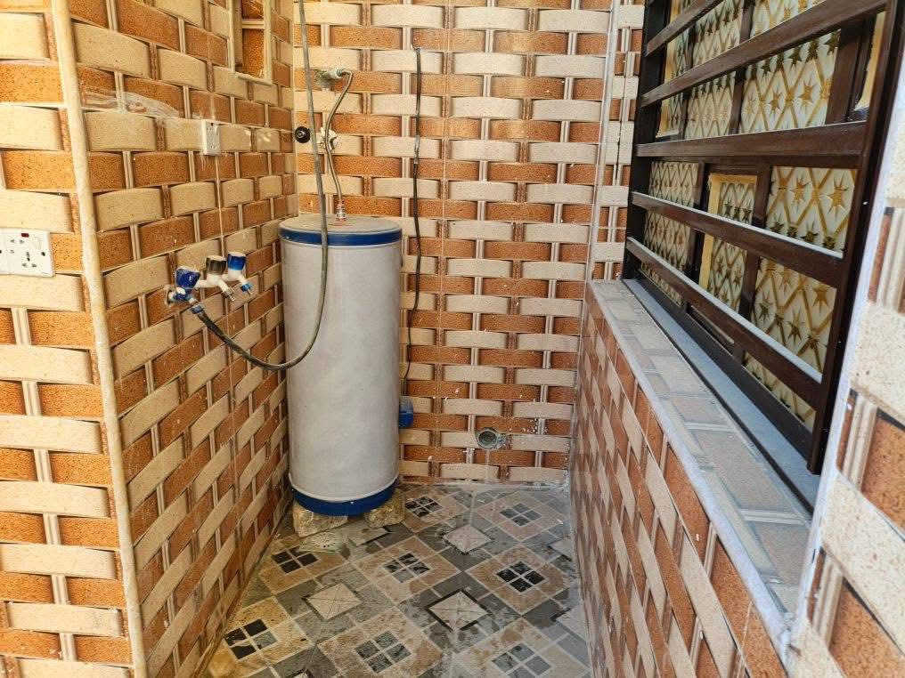 دار سكن طابو صرف مساحه 150 متر طابق واحد بناء حديث سنة 2025 طابوگ غرفتين نوم هول مطبخ استقبال 
مجمعات صحيه داخليه خارجيه كراج سياره 
خدمات مي كهرباء مدارس 
ابو غرق حي الجواد 
الأستفسار الأتصال 
***********
#الدار_المعموره_للعقار 

ملاحظه /من لديه عقار ويرغب بالبيع فقط الاتصال 
ولدينا عروض تناسب الجميع
