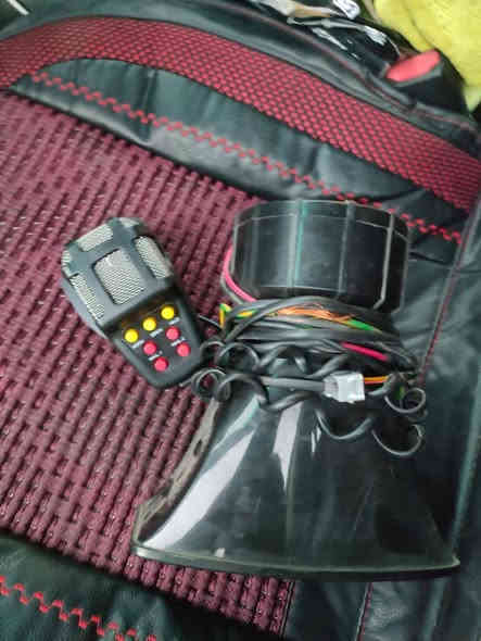 السلام عليكم درع بيكم فور وويل نظيف جدا وسماعة استخدام قليل جدا العنوان بغداد البلديات اتصل على الرقم وسهلة ***********بي واتساب
