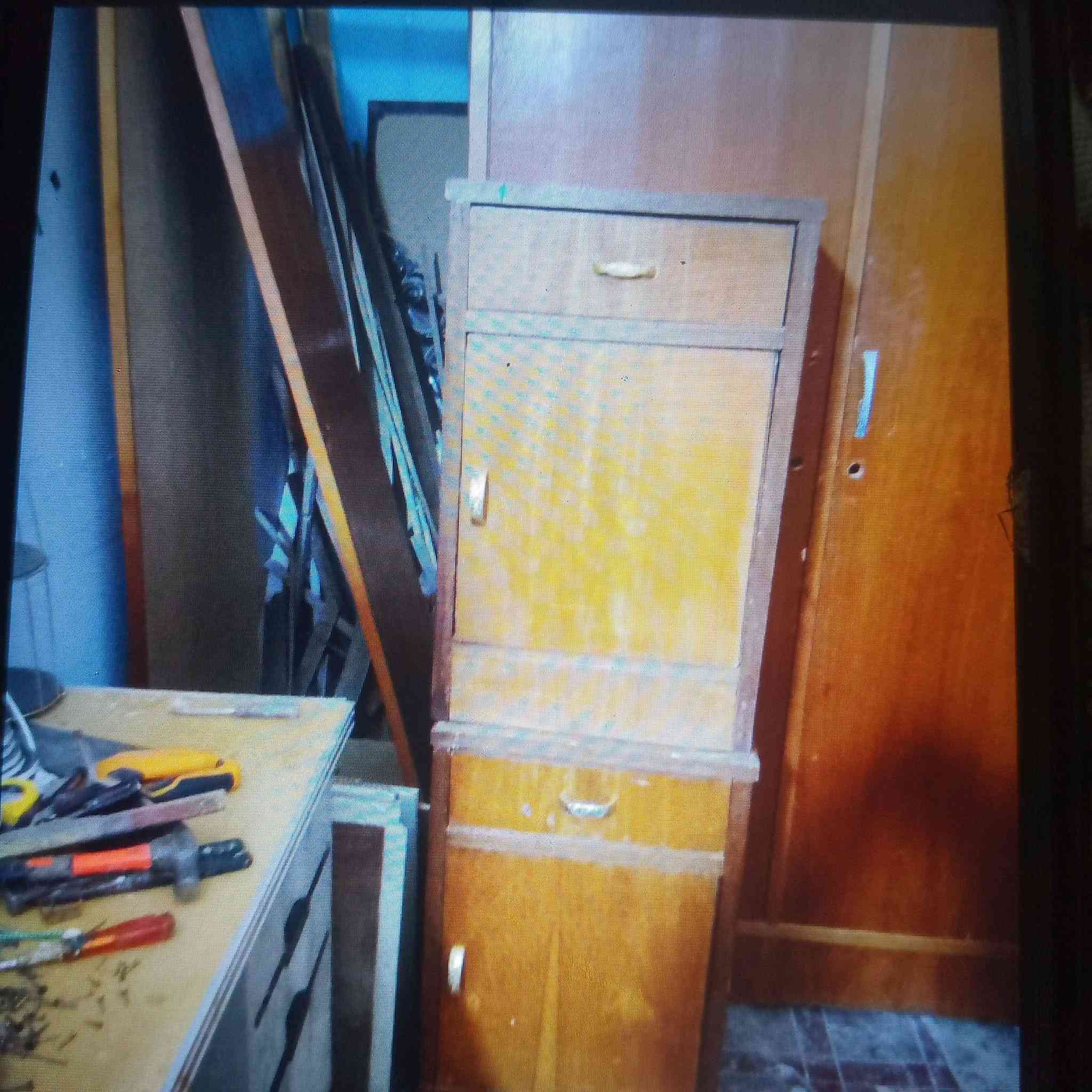 كنتور 4باب نظيف صاج احطاطه. مع كومديات اثنين. الي أريده هو ايكمله. سعره 120 الف.
والي اريد كامل يدأت كيلونات صبغ هوه والكومديات 180سعره


**إذا كنت صاحب هذا الإعلان وتريد حذفه لأي سبب، رجاءا أرسل رسالة إلى الدعم الفني**