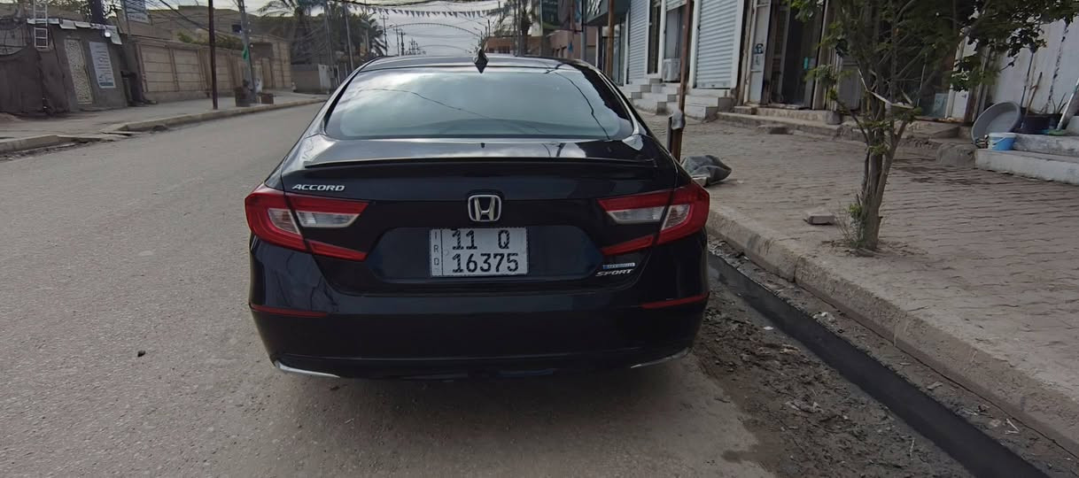 ⚡️ هوندا اكورد هايبرد 2022 ⚡️
🛞 ماشية اقل 50 الف ميل 

⚠️رقم الشاصي مرفق والصورها تظهر بالكوكل 
جاملغ وبنيد تبديل حادث خفيف 

🟠 المواصفات
• فول عدا السلايد
• ⁠بصمة تشغيل
• ⁠هاند بيرك بصمة
• ⁠كير ازرار 
• ⁠تحكمات ستيرن جهتين
• ⁠شاشة 8 انج تدعم كاربلاي
• ⁠واندرويد اوتو
• ⁠كشنات جلد وكهرباء وتسخين
• ⁠نظام عزل والغاء الضوضاء
• ⁠نظام رادار 
• ⁠كاميرا امامية وخلفية
• ⁠نظام تخفيف الاصطدام
• ⁠تحديد مسار
• ⁠مثبت سرعة
• ⁠والكثير من المواصفات

📍مكان السيارة الديوانية 

☎️ رقم صاحب السيارة
 ***********
السعر 170 وبيها مجال
