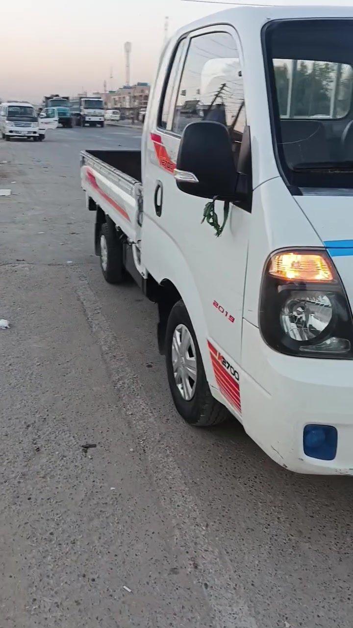 السلام عليكم موديل 19 للبيع سياره مكفوله رقم واسط تبريد ثلج محرك2700 وكير واكسن مكفولات  رقم  شاصي مكفول مكاني بغداد السعر 120 وبيها مجال***********(/_ ***********
