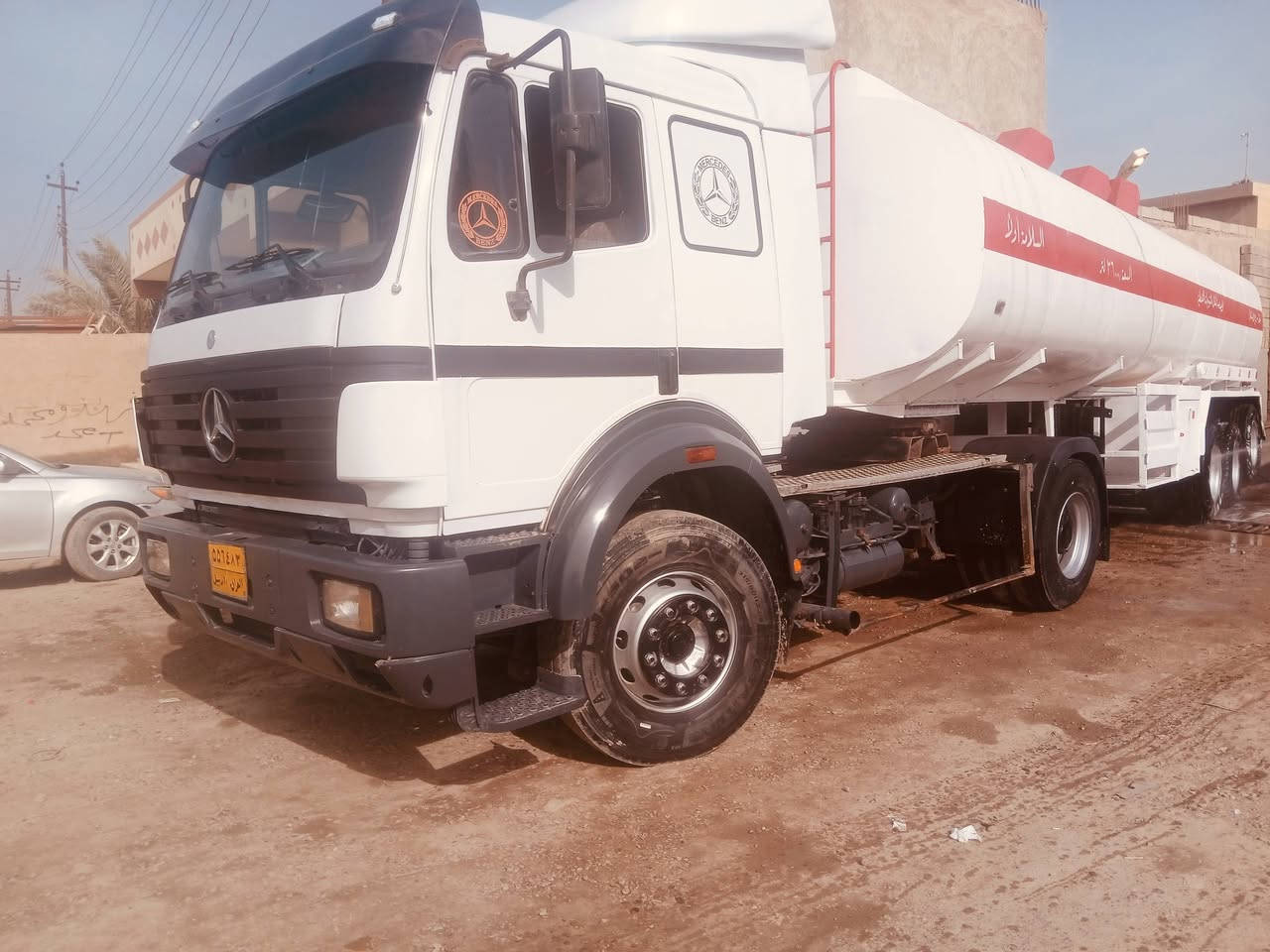 السلام عليكم البي كرواتي صهريج البيع الموديل 95 / ١٨ علا ٣٤ السياره مكفولة من الشاصي و القماره و الكير و المحرك شرط السياره نظيفه كلش و أحله من الصور بس السنويه ساقطه و الرقم اربيل  السعر( 200) ورقه وبي مجال *********** )
