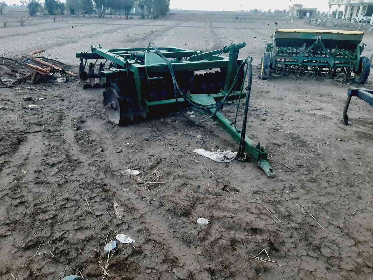 للبيع انواع المكاين وأنواع المعدات 
المكان بابل الخميسيه معرض ابو مصطفى
المكان بابل الخميسيه 
***********
