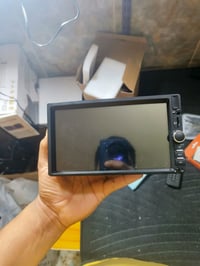 كاميرا خلفية • مايك داخلي • شاشة لمس