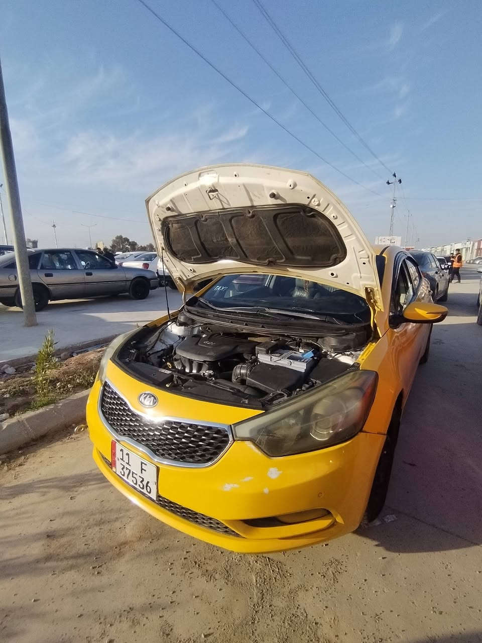 كيا فورتي 2014 رقم بغداد بسمي مشروع وطني رقم انكليزي ضربه خلفي فقط  بدون دواخل   سياره تخم تايرات عليه   سياره جاهزه بدون نقص مكاني كركوك  
السعر 93 بيه مجال 
***********
