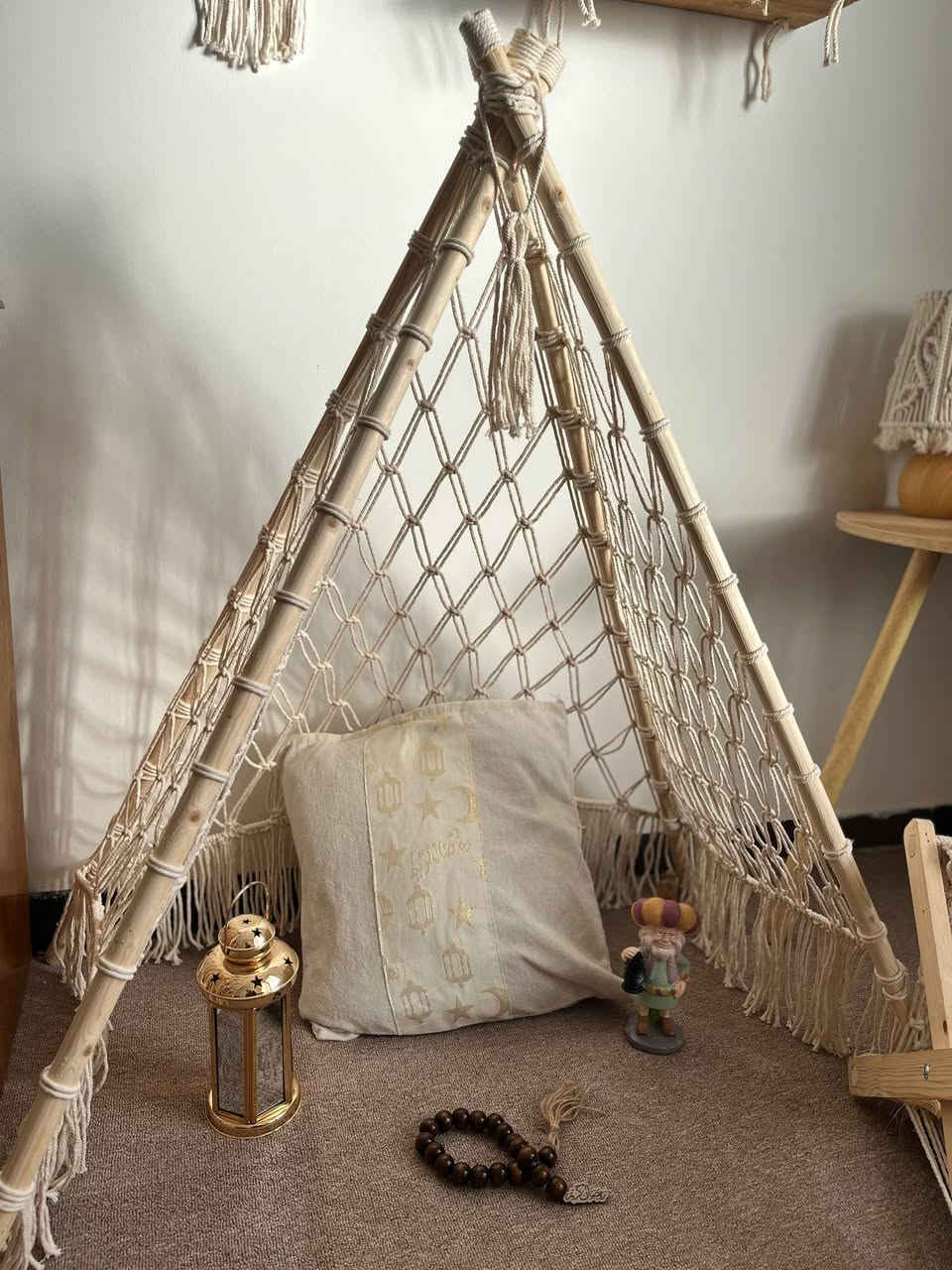 ركن رمضاني متكامل بتفاصيل مدروسة ✨
من الخيمة الناعمة إلى رف الهلال والفانوس الخشبي، مع صندوق أنيق لأدوات الصلاة… كل قطعة مكملة للثانية حتى تصنع زاوية روحانية مميزة في بيتك 🤍

#اكسبلور #اكسبلور_فولو #اكسبلور_explore #فالو #مشاهير


**إذا كنت صاحب هذا الإعلان وتريد حذفه لأي سبب، رجاءا أرسل رسالة إلى الدعم الفني**