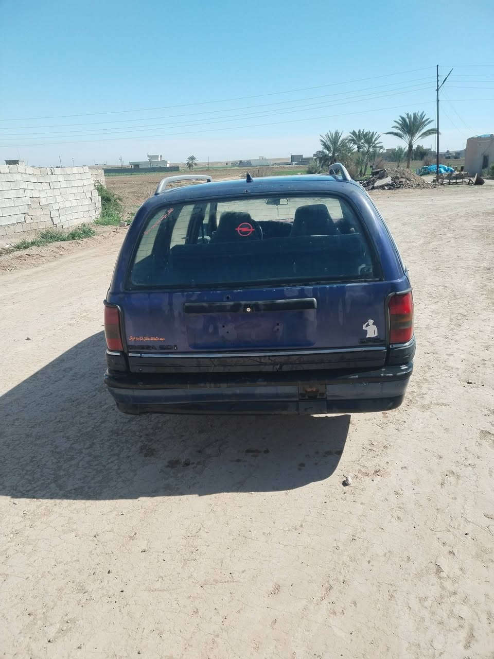 السلام عليكم
سياره اوبل اوميگا ستيشن للبيع
 السعر 12$ وبيها مجال للشراي 

محرك 20 محوره كابريته 
تايرات نص عمر
فحص كركوك سنويه خضره 
العنوان: البوعجيل
للأستفسار الأتصال على الرقم ***********
