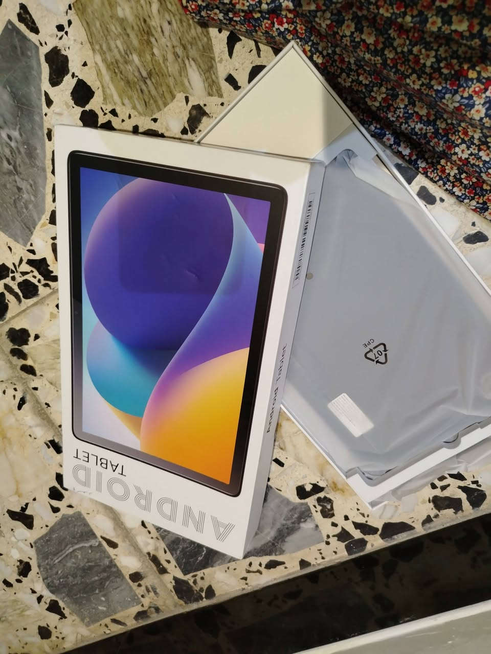 تاب ANDROID
الشاشة: 10.1 إنش
النظام: أندرويد 12 أو 13
الرام: بين 4 و 8 جيجابايت (قد يكون جزء منها رام افتراضي)
التخزين: 64 أو 128 جيجابايت
المعالج: فئة اقتصادية مناسبة للتصفح ومشاهدة الفيديو والدراسة
البطارية: حوالي 5000 إلى 6000 ملّي أمبير
الاتصال: Wi-Fi وبلوتوث
التخزين الخارجي: يدعم بطاقة microSD
TOUCH 10 
حجم الشاشه 10 انج 💻
ذاكره ٦٤ 
العشوائيه ٤ 
بطارية 🔋 ٦٠٠٠ ملي امبير 
شحن 🔋⚡تايبسي
السعر  ١٢٥ وبي مجال 
بغداد حي العامل شارع 30 الاتصال ***********
