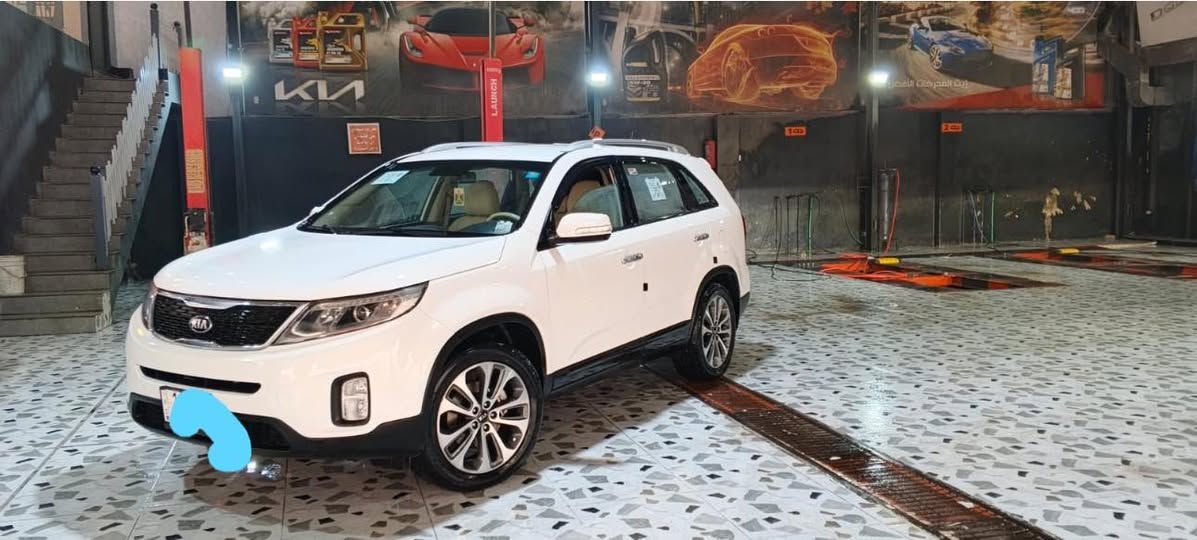 كيا ‏ ‏سيرنتوا 2013 صبغ ما بي رقم جديد سنوية جديدة هزة جديدة كربون بنزين  رقم اثنين 
‏‎***********
‏*********** 
￼ سيارة في معرض الروضة لتجارة السيارات 
‏سعر 190 نهايته ￼￼￼
