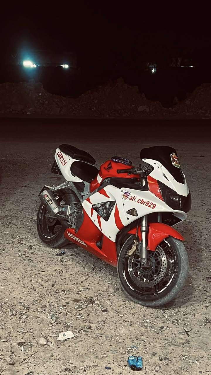 هوندا CBR 929
للبيع او المراوس حسب القناعة 
تفاصيل اكثر خاص


**إذا كنت صاحب هذا الإعلان وتريد حذفه لأي سبب، رجاءا أرسل رسالة إلى الدعم الفني**