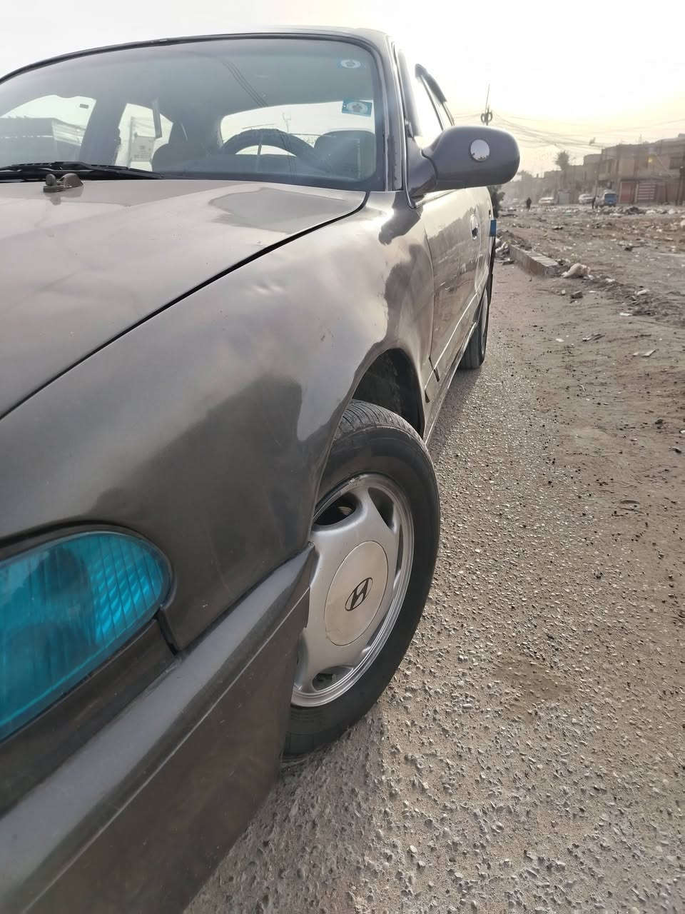 السلام عليكم سوناتا تو موديل 1993مكينه مفتوحه مو مسكر كير خير من الله صدر امامي وخلفي جديد كهربائيات جدد كلهه شغاله تخم تاير بس تبريد نقصه غاز فقط ***********المكان بغداد السعر ٣٨وبيهه مجال
