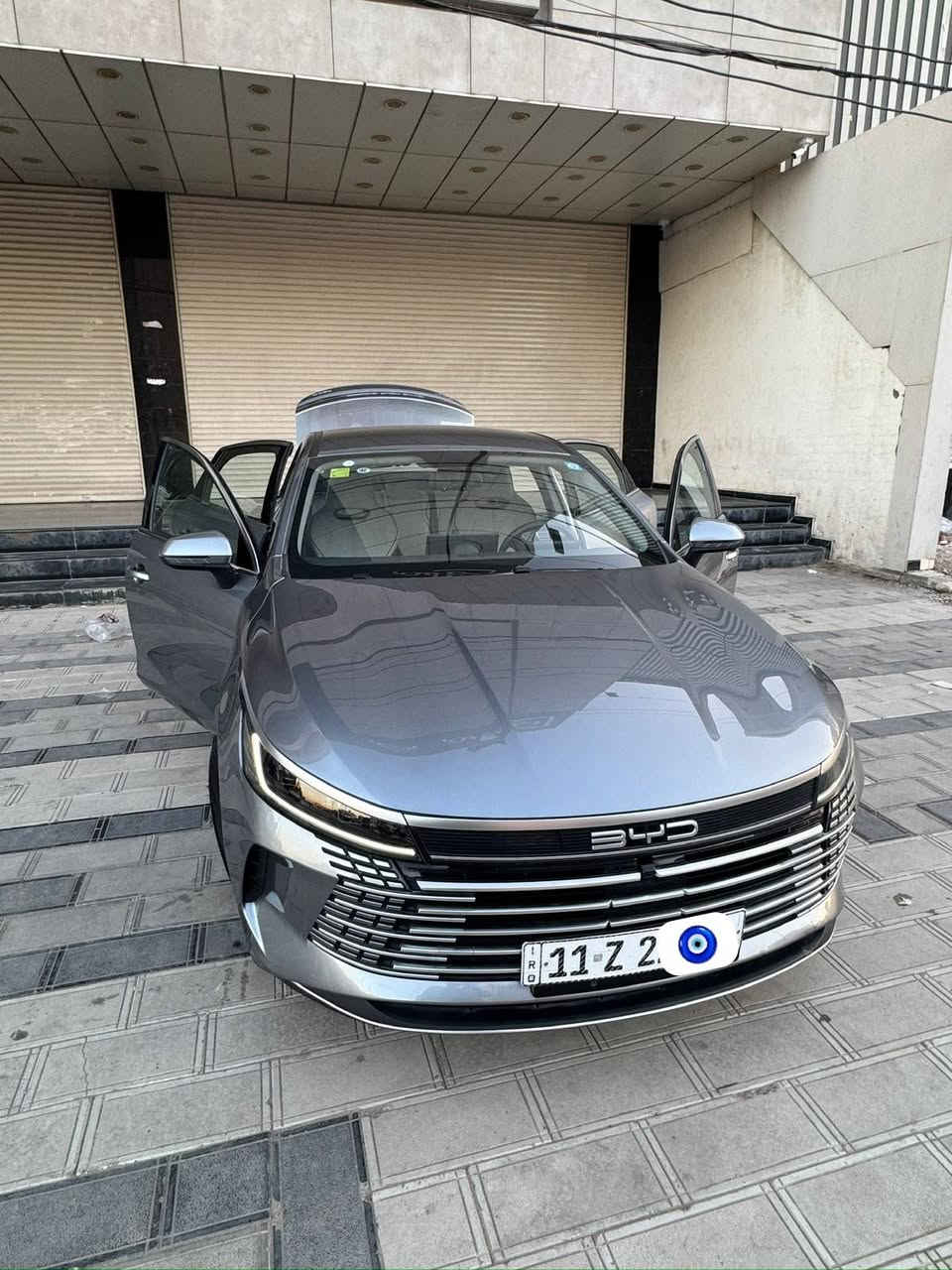 السلام عليكم  BYD Destroyer 05 للبيع  (بحالة الزيرو) 
ماشبه  (  1  ) الاف فقط 
​السيارة جديد جداً وبحالة الوكالة.
• ​الموديل: 2025 لون مميز 
• ​الرقم: بغداد (دولي) 
• ⁠باسمي، والتحويل ثاني يوم.
• ​الحالة: مكفولة كفالة عامة 
• ⁠من كل شيء، فقط زلغ بسيط بالدعامية من جوه (غير واضح).
• ​الإضافات: السيارة كاملة مكمله (، أرضيات حوضية وتطبيقات جاهزة) 
• ⁠وما تحتاج أي صرف. 
• ⁠الموقع بغداد الكرخ 
 ***********  تحياتي
