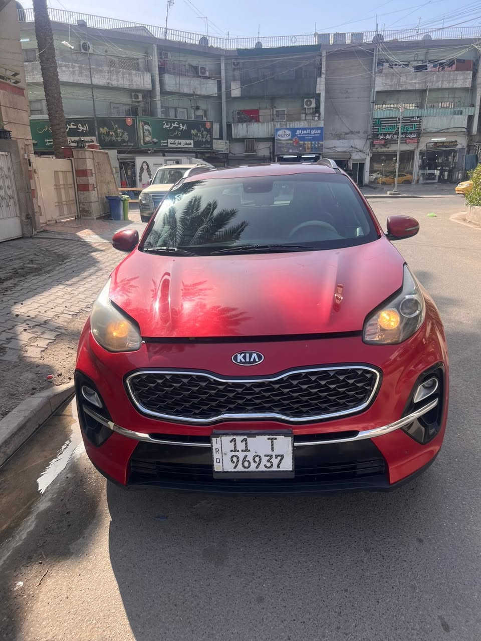 سبورتج موديل 2020  خليجي
محرك2000  نظام دوش 4 سلندر
155  الف  ماشيه 
نص فول
بصمه ابواب
بصمة تشغيل
تشغيل عن بعد
حساس امامي خلفي
كامره خلفيه
مري شفط
اشاير مري
ثلال انظمه سبورت وعادي وايكو 
الرقم الجديد وبغداد
السياره باسمي
السياره نظيفه كلش على ايدي 
اكفالها كفاله عامه  فقط طختين بيها خفيفات بالباب مال السايق وشويه بالباب الي  وراه
ورصعه بالجنطه السعر ١٨٨ الرقم ***********
