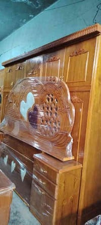 غرفة 5 باب • مستعمل نظيف • موصل شارع بغداد