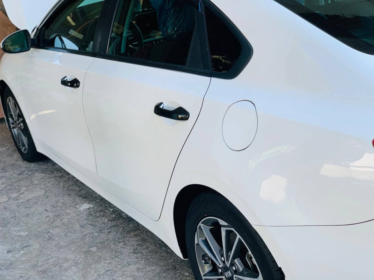 كيا فورتي موديل 2020
للبيع بيع مستعجل بياع شراي مابيعلك فقط الشراي الصادق وصاحب كلمه رجال السياره كلين داخله تقرير مياة امطار اخوان ابيع شرط المي مداخل 10 ب 100 بيها بارد بالباب اليمنه 
*********** السعر 130 فقل
