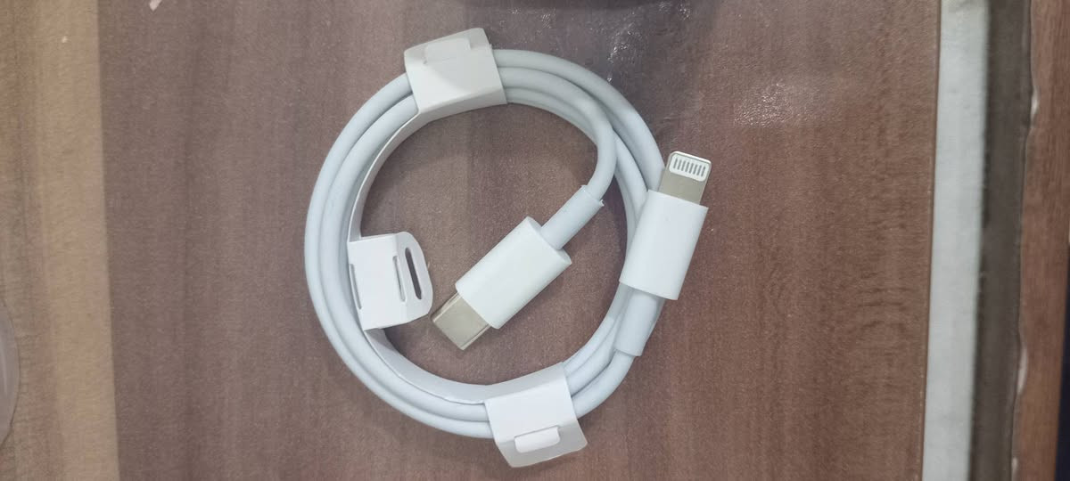 السلام عليكم 
هاي شاحنه ايفون اصليه شرط كيبل كتان و وكاله
اريد ابيعها
سعر ١٥ مع توصيل


**إذا كنت صاحب هذا الإعلان وتريد حذفه لأي سبب، رجاءا أرسل رسالة إلى الدعم الفني**