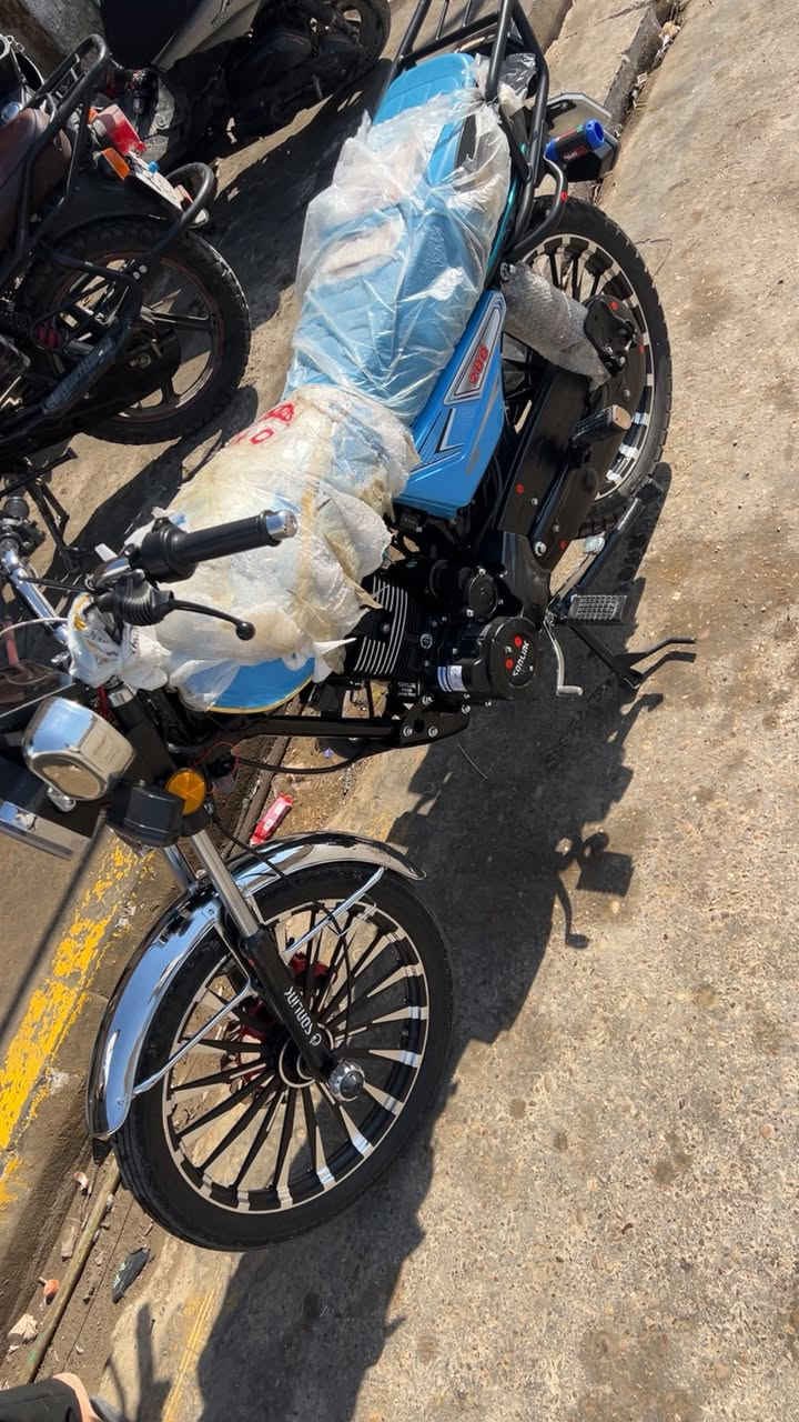 سيفان للبيع مديل 2025دراجه زيرو ماشيه 150k
سعرهه جوه السوك 885 بيه مجال دراجه قبل 5ايام طالعه من وكيل مكانهه ديالى كنعان شراي اتصل ممتواجد خاص ***********
