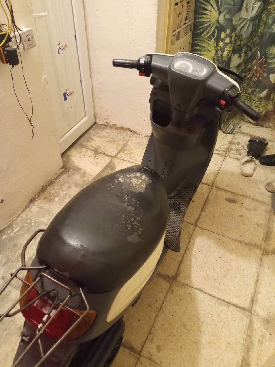 دراجه منغولي موديل 2007 سعر 375 نظيفه دراجه 
عنوان كربلاء حي الحر 
رقم ***********
