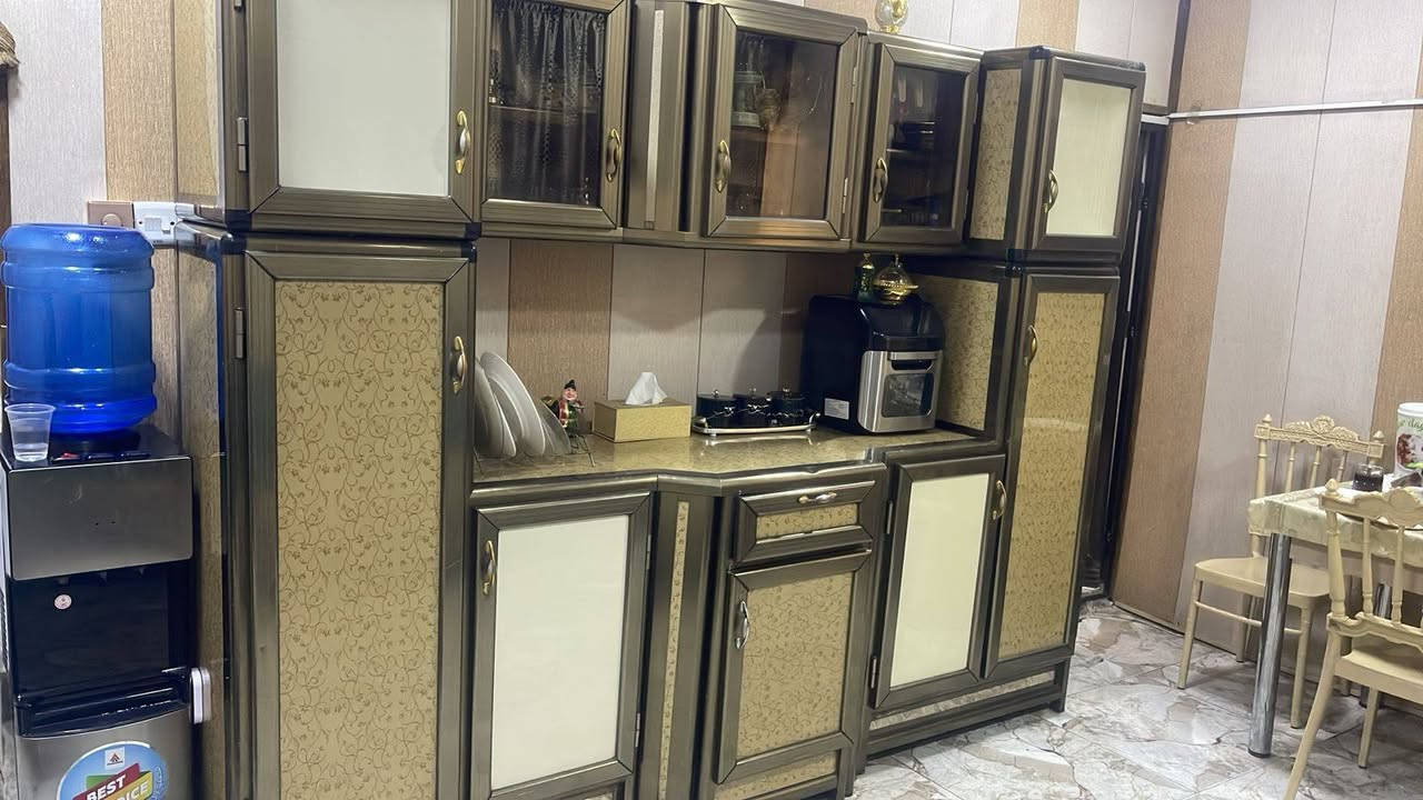 سلام عليكم مكلف بالنشر كاونتر نضيف مترتين ونص ال  كامل ع سنك مرمر وميز للبيع السعر 200
وبي مجال بصيط البياع شرطه الرابعه
عرض


**إذا كنت صاحب هذا الإعلان وتريد حذفه لأي سبب، رجاءا أرسل رسالة إلى الدعم الفني**
