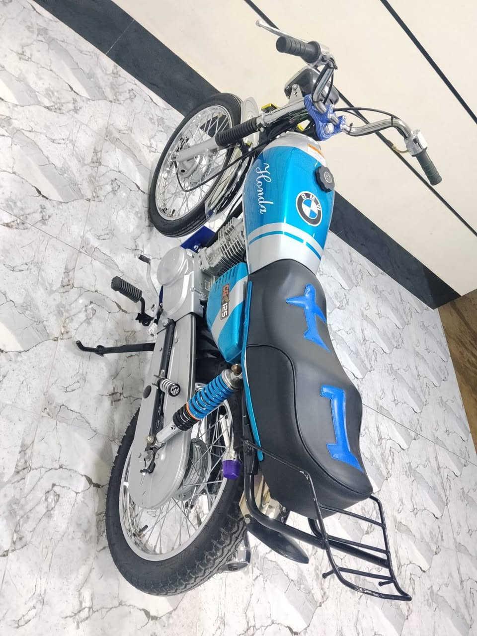 السلام عليكم دراجه للبيع نامه اصلي
موديل 2010اوراق تعمير ‏‪***********‬
