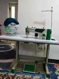 مكينة خياطة • سيندو • شاشة إلكترونية