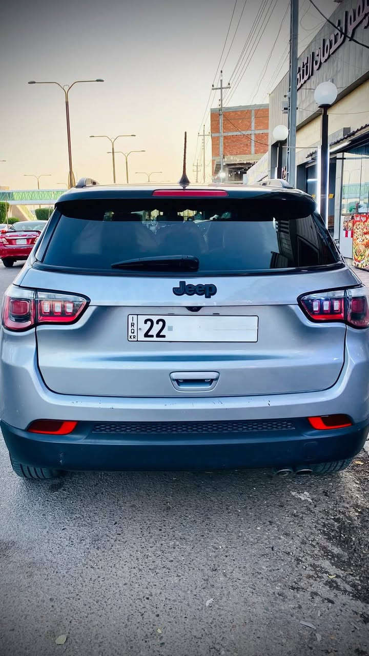 السلام عليكم
للبيع جيب كومباس 2020 وارد أمريكي نظيفة وجاهزة

٧ الموديل: 2020

٧ المسافة المقطوعة: 5,000 8كم

٧ اللون: سلفر وقمار سوداء وهاذا مرقوب جدا

٧ المحرك: 2400 سي سي (4 سلندر)

• محرك قوي اقتصادي ١١

• صرفية بنزين ممتازة، مثالي للمدينة والسفر

• نظام دفع أمامي (FWD)

• كير أوتوماتيك 6 سرعات استجابة ناعمة ومريحة V

٧ المواصفات الإضافية:

• فول مواصفات (شاشة كبيرة, كاميرا خلفية, كراسي جلد,

تبريد وتدفئة)

• تشغيل عن بعد

• تحكم بالسير الجهتين V

• كشافات ضباب ٧

• بصمة تشغيل ودخول ذكي

• مثبت سرعة /

• تحكم طارة

• نظام توفير وقود ذكي + تحكم قيادة مريح

• مكينة, كير, تبريد كله مضمون V

٧ الحالة:

• السيارة نظيفة جداً من الداخل والخارج

• بيها فقط قطعتين تبديل (بونيت + جاملغ)

• السنوية تحويل ثاني يوم - تريد وكاله انا زاهز

• لا تحتاج أي صرف - مجرد تركب وتسوق

الموقع: الحله المركز

 المطللوب136 بيه مجال

) للاستفسار اتصال ع الرقم ***********
