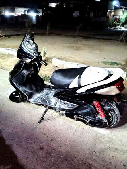 سلام عليكم سكنس فحل كابريتر الدراجة كاملة مابيهة نقص
شغالة سلف هندر 
كهربائيات كاملة كلوب عالي ناصي اشياير دبل اشارة كلشي  شغال رقمي ***********
