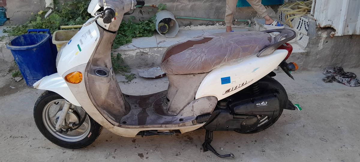 سلام عليكم دراجه فله جديده ونضيفه كلش كله شغاله نكره سلف مكان كربلاء ***********
