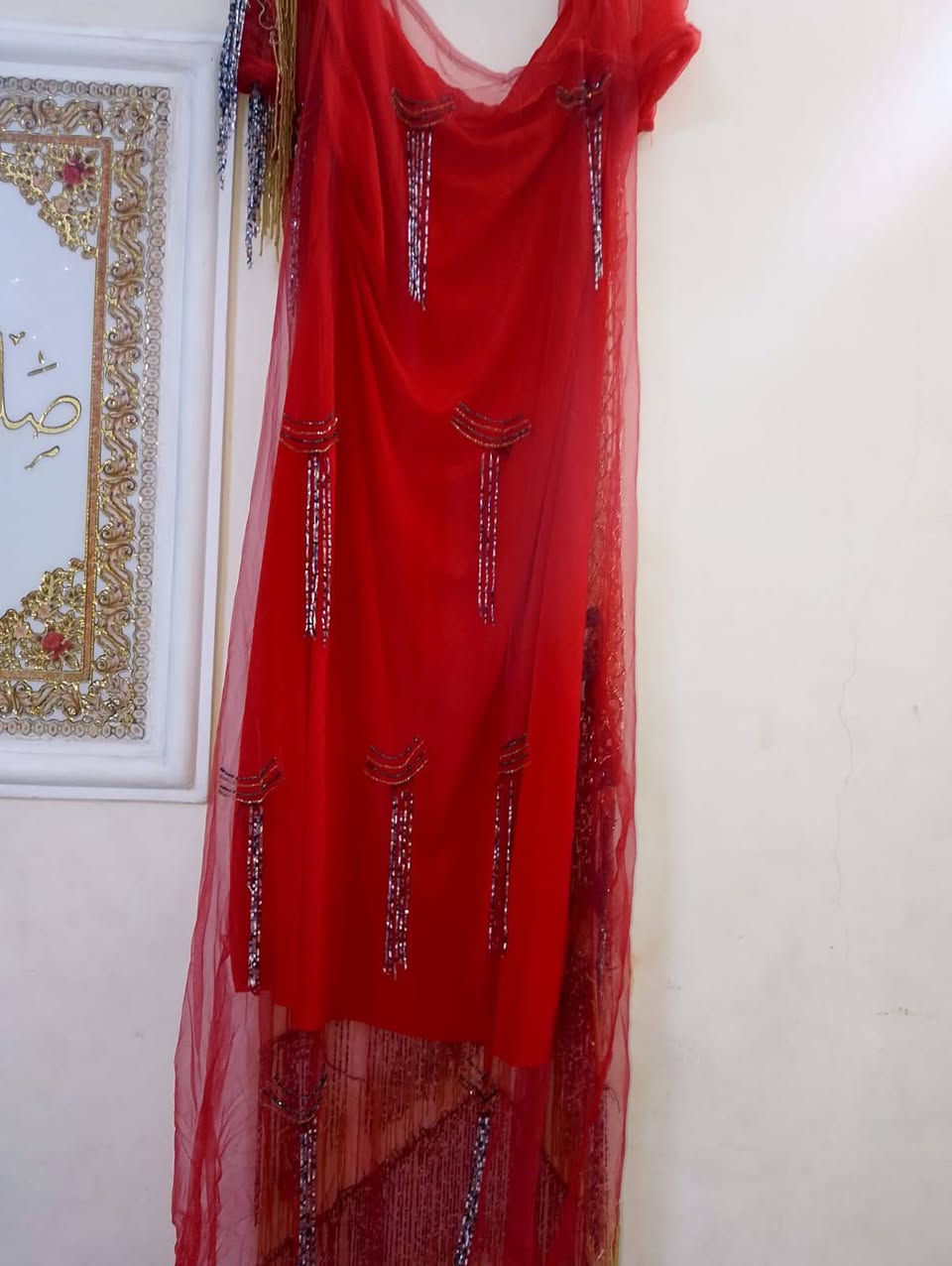 السلام عليكم فساتين للبيع  يوجد توصيل كلمن سعره تصوير حقيقي بدون اي فلتر


**إذا كنت صاحب هذا الإعلان وتريد حذفه لأي سبب، رجاءا أرسل رسالة إلى الدعم الفني**