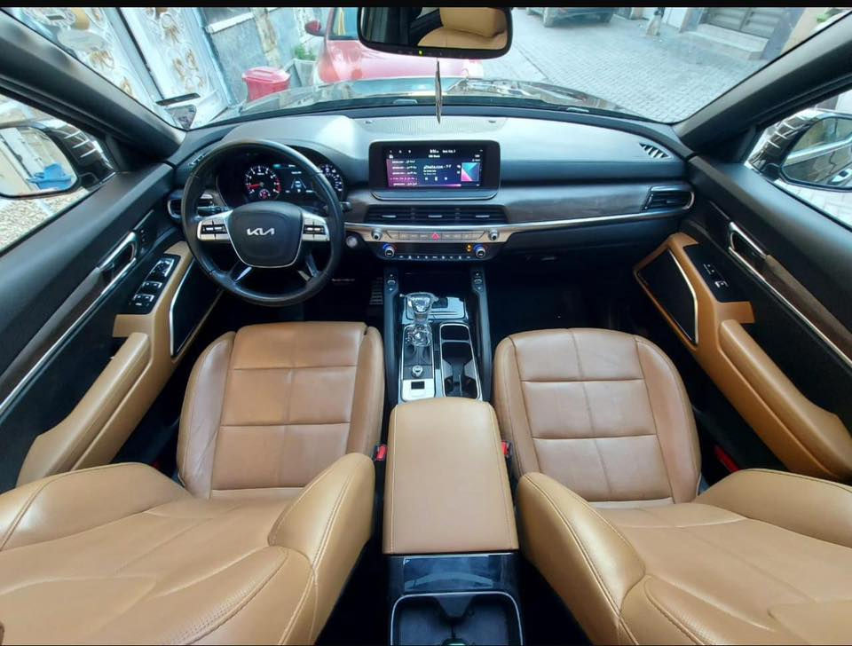 السلام عليكم كيا تيلورايد 2022 وارد امريكي فول 1/1 برستيج اعلى مواصفات بلتيلورايد مكفوله كفاله عامه من الصبغ حادثه دعاميه اماميه وبارد بلبنيد شويه وصور الحادث موجوده بلمنشور والسونار موجود فول مواصفات 

كراسي منفصله 
كشنات تدفئه تبريد 
بانوراما قطعتين 
كشنات خزن ميموري 
3قطع تبريد 
داخل عسلي 
سستم صوت كامل 
سياره جديده بمعنى الكلمه ماشيه 69٫000 رقم اربيل باسمي تحويل ثاني يوم عنوان بغداد جميله السعر 280 وبيه مجال هـ***********
