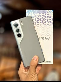 مراوسه ويا إيفون 11/12/ ذكره 256 بطاري 5200 فوول جهاز مستخدم اقل أسبوع...