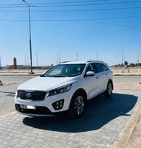 للبيع سورنتو ٢٠١٨ خليجي ٦ سلندر رقم واسط بأسمي مكفوله عدا بارد قليل بل...