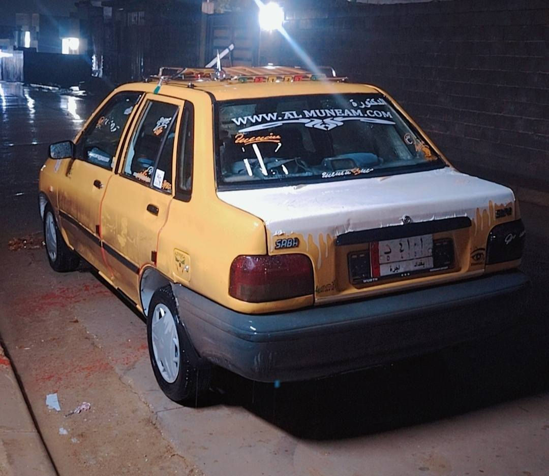 السلام عليكم 
سايبه 2011
رقم بغداد الماني مشروع وطني الشرعي بالموصل شرط الوكاله والتحويل سنويه 24 هيئة وغرامات صفر كابون بانزين بيها سيارة جاهزة 
سيارة مكينه وكير شرط وايرمنيه شغاله تدفئه شغاله ونار 
سيارة جاهزة كبل ع شارع  مكان السيارة موصل الايمن 
للاستفسار اتصل  ***********
