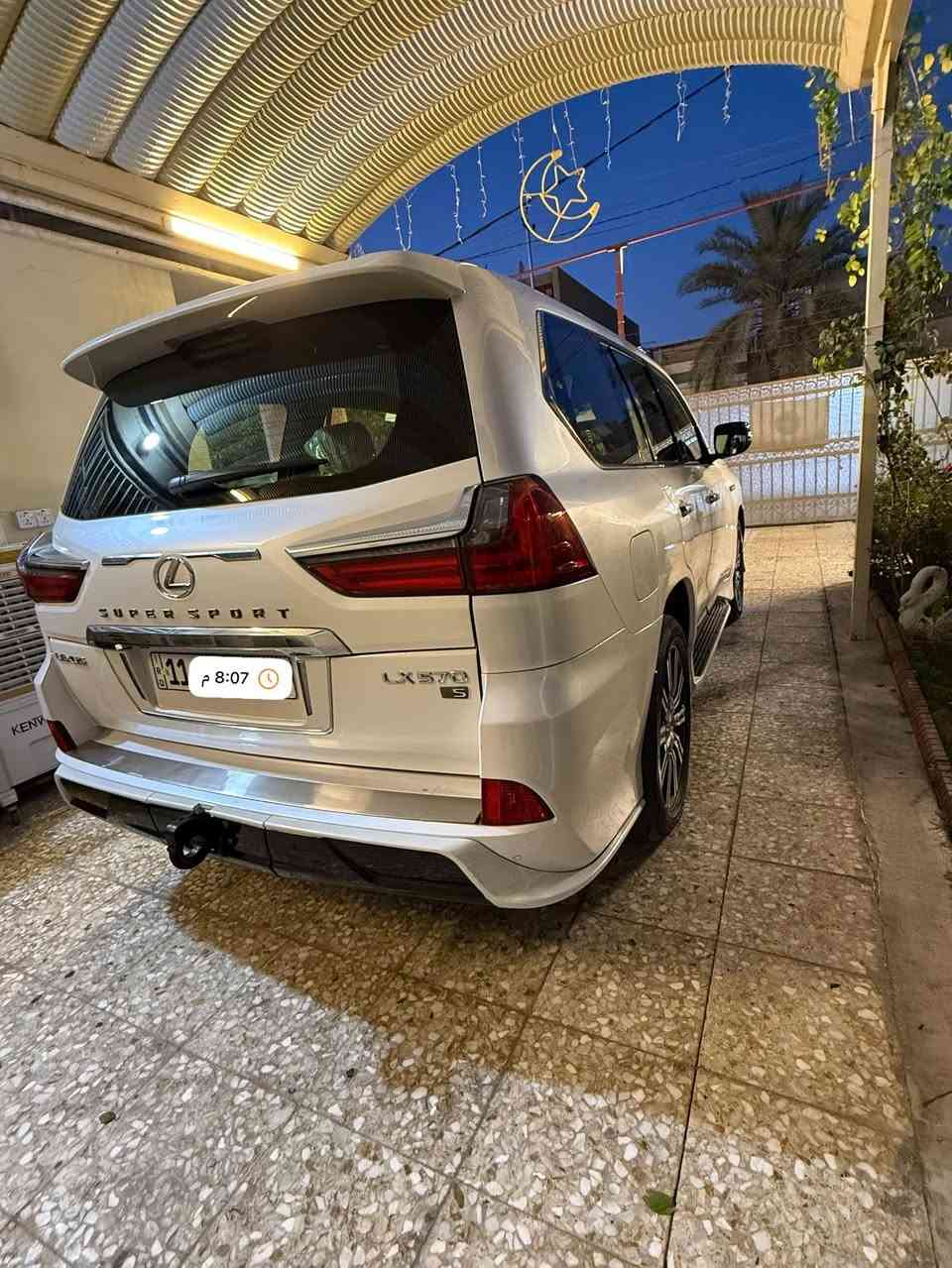 السلام عليكم
Land Cruiser Lexus Sport S 2019 
فول مواصفات 1/1 كفالة من الصبغ والتبديل والتعديل 
السيارة بأسمي تحويل مباشر 
رقم بغداد وهزة جديدة  السيارة نظيفة جدآ 
ماشية :-75 الف كيلو متر حقيقي  
السعر :- 725 $ بي مجال بسيط 
العنوان / بغداد المحمودية 
للاستفسار الاتصال ع /   ‭0751 557 2981‬/ ‭0771 110 0653‬
