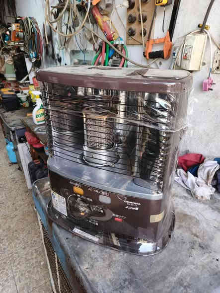 السلام عليكم متوفر صوبات نفطيه باله بكره درجه اولى باب اول يتوفر توصيل داخل الموصل  للاستفسار على هاذا الرقم ***********يتوفر واتساب
عنوان  موصل حي  دوميز  مقابل رائد بدر
