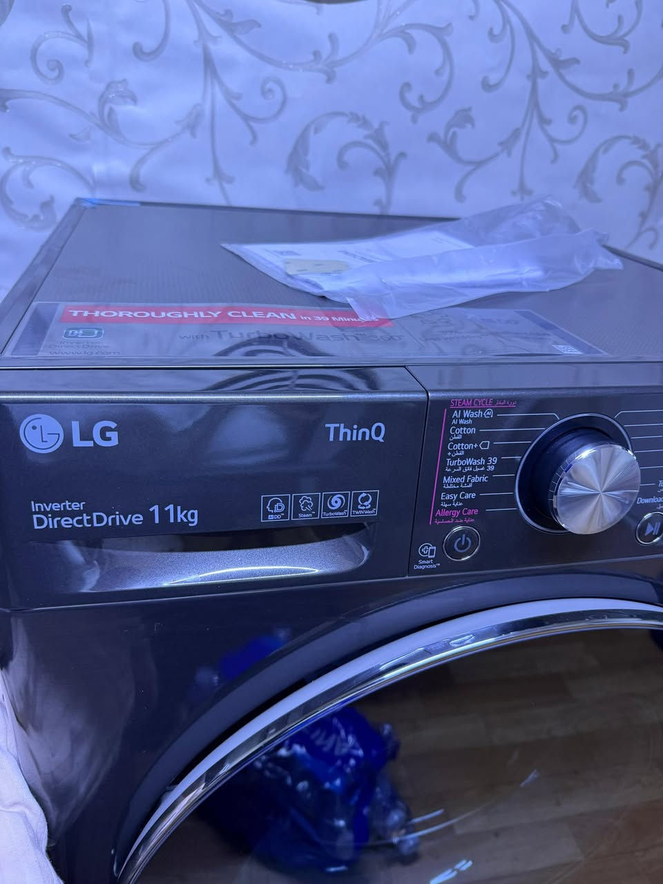 غەسالەی LG ThinQ
١١ کیلو ئینڤێرتەر 
بۆ فرۆشتن / شوێن هەولێر
***********
