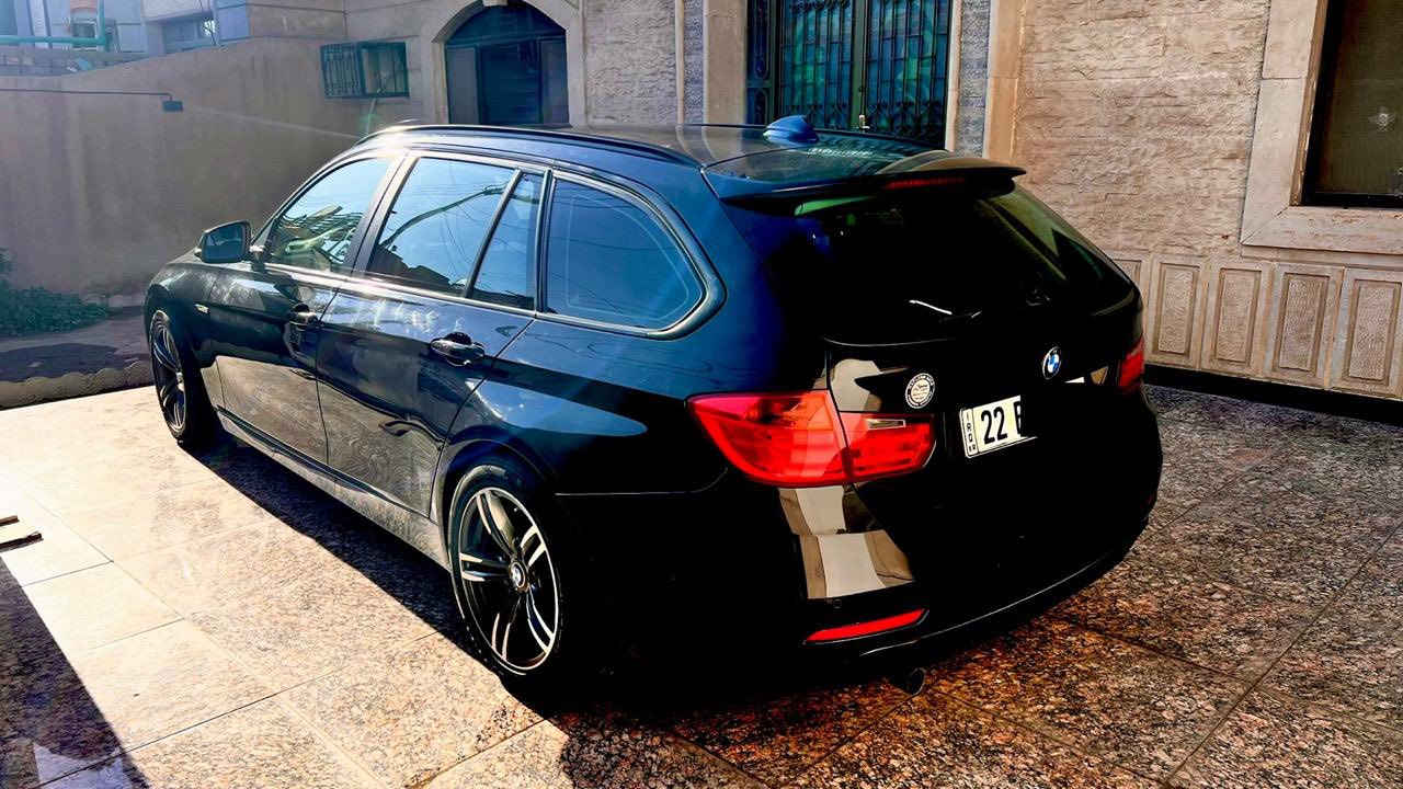 بي ام دبليو BMW 320D (F31) بسعر مناسب جدا موديل 2015 
محرك ديزل (گاز) 4 سلندر 2000 توين توربو 
بيها صبغ 3 قطع كما موضح بالسونار السيارة كاملة جاهزة تبريد ثلج اقتصادية جدا 
سريعة جدا 
اعتمادية جدا خصوصا بالصيف ويه التبريد 
رقم اربيل باسمي تحويل مباشر السنة الماضية اني محولها بأسمي 
يوم 16/12 شادلها طخم اطارات هانكوك من مركز تاير مول بيهن ضمان سنة 
يوم 27/12/2025 شديت الها باتري هانكوك اصلي AGM سعره 200 دولار ايضا ضمانه سنة تبديل 
اي سؤال او استفسار حول السيارة اني حاضر علما تتوفر موادها الاحتياطية وكل اغراضها بغداد واربيل والموصل والبصرة 
اسف على الاطالة 

رقم صاحب سيارة
***********
***********
