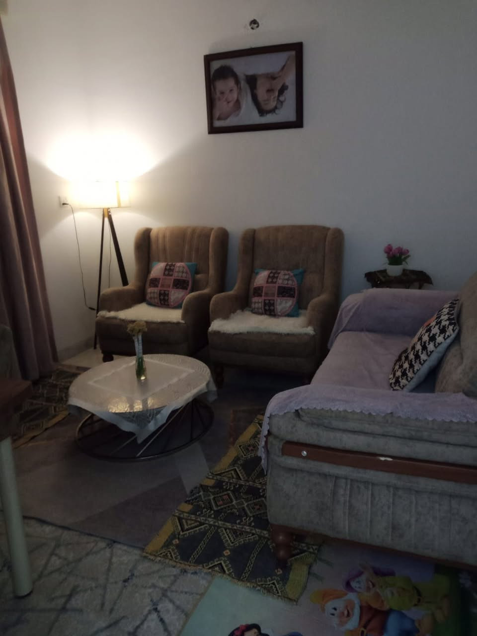 نص تخم للبيع مع ميز طعام نظيف جداً


**إذا كنت صاحب هذا الإعلان وتريد حذفه لأي سبب، رجاءا أرسل رسالة إلى الدعم الفني**