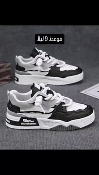 ملابس • بدون تفاصيل