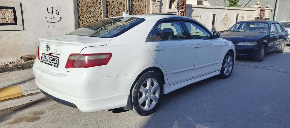 السلام عليكم من رخصه الادمن
كامري 2008 GLX فول مواصفات    1/1 رقـم بـغداد دولي
خـلـيـجـيـه، مـحـرك 4سـلـنـدر

تخم تاير.   صدر جديد.   كير محرك مكـفـولات شاشه كهربايئه 
كشن كهربائي
كهربائيات كلهن شغالات 
غـرفه السـيارة جـديده 
السياره جاهزة من كلشي اي نقص مابيه
تبريد شغال قطعتين خلفي امامي
بيه 4 قطع صبغ بدون دواخل
السعر 105
رقم الهاتف ***********//***********
