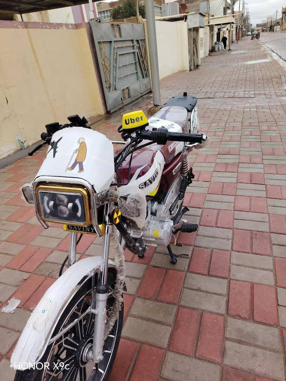 السلام عليكم سيفان موديل2025 مشدوده قبل 3 أشهر بشهر الواحد دراجه مكفولة من تاير لتاير نصبتها حلوه بيها منفيس بيع وشراء كامله بس تشغل وتطلع مكاني الرمادي الملعب سعرها 875 وبيها مجال بسيط للشراي لمو شراي لايعلق ويكسر بحلال العالم تواصل***********
