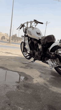 السلام عليكم
مراوس فقط ما ابيع 
هوندا ستد رقم بغداد انكليزي 

محرك و كير ذهب لا تنقيص ولا تبخير ولا صوت ولا فيلس (المحرك اخرس ) كهربائيات شغالة بس تريد شوية ترتيب دبلات امامية جديد دبل خلفي جديد الدراجة بيها شوية نواقص مراوس ب cb400 مرقم 

تواصل واتساب و فيسبوك 

***********
