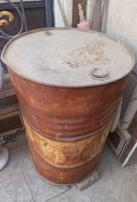 برميل نفط • واتساب